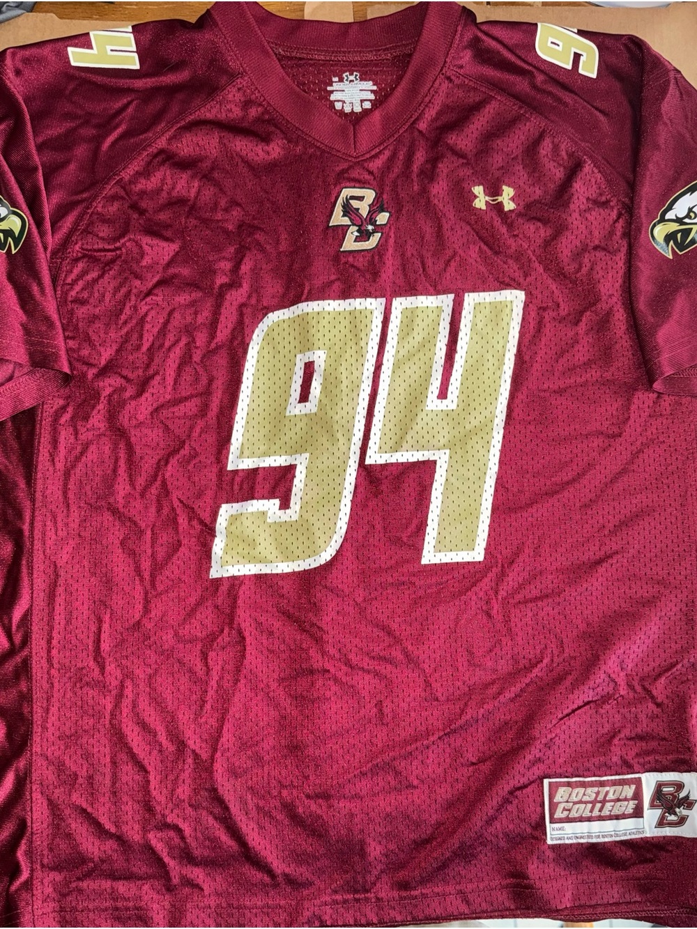 Under Armour Boston College Maroon & Gold Football Jersey Patch Detail youth XL
